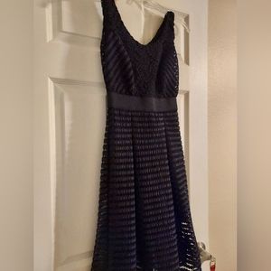 NEW YORK & CO BLACK LACE DRESS